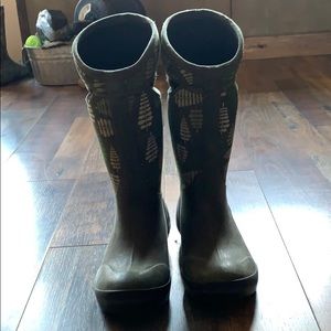 Bog boots size 7